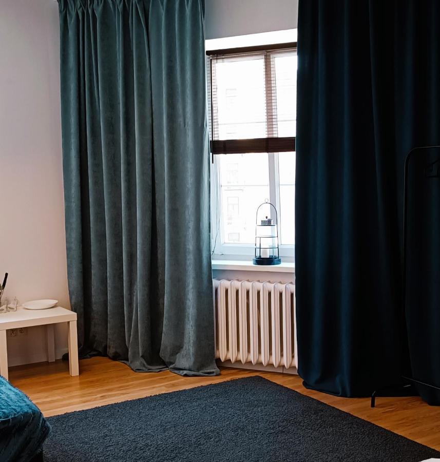 Duzy Prywatny Pokoj Blisko Starego Miasta. Pokoj 7 Warsaw Luaran gambar